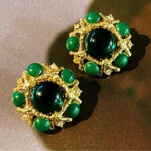 ✨Gorgeous Vintage Green Cabochon Gem Clip-On Earrings